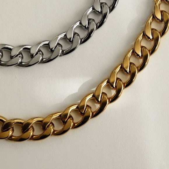 Chunky Thick Link Chain Necklace | White Gold Plated Stainless Steel - Picture 4 of 4